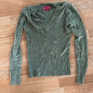 junior women’s Vneck sweater size medium